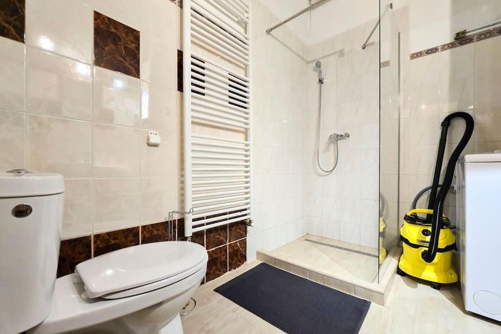 Seventh Sense Apartment Budapest Bagian luar foto